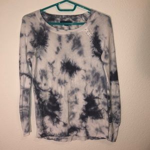 White and blue sweater